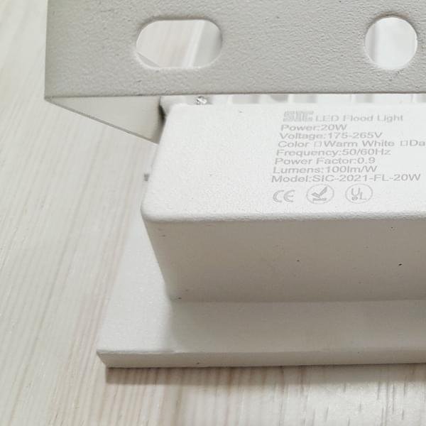 SIC 20W LED Flood Light - Waterproof IP67 - Image 5